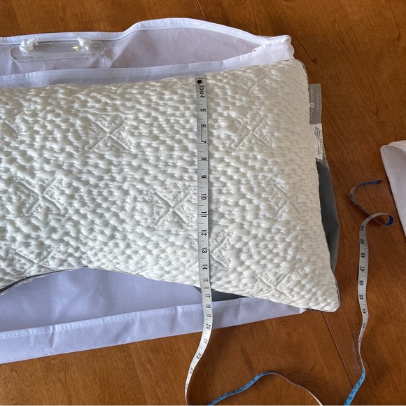 Sleep Number Comfortfit Pillow, King Size, Curved Best For Side & Back Sleepers - Picture 8 of 11